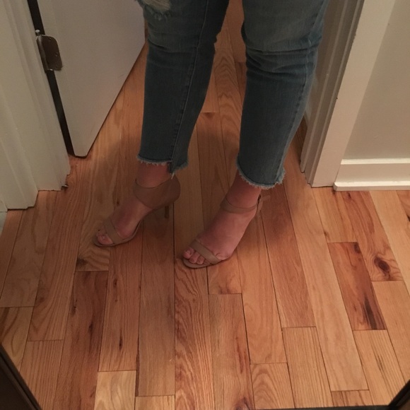 Nine West Nude 3” heels - Picture 1 of 6